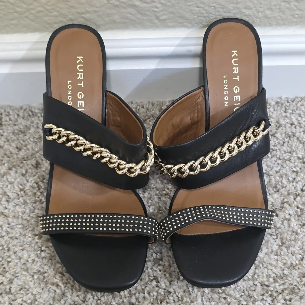 Kurt Geiger Gold Chain Embellished Black Wedge Heels Size 36.5 6US